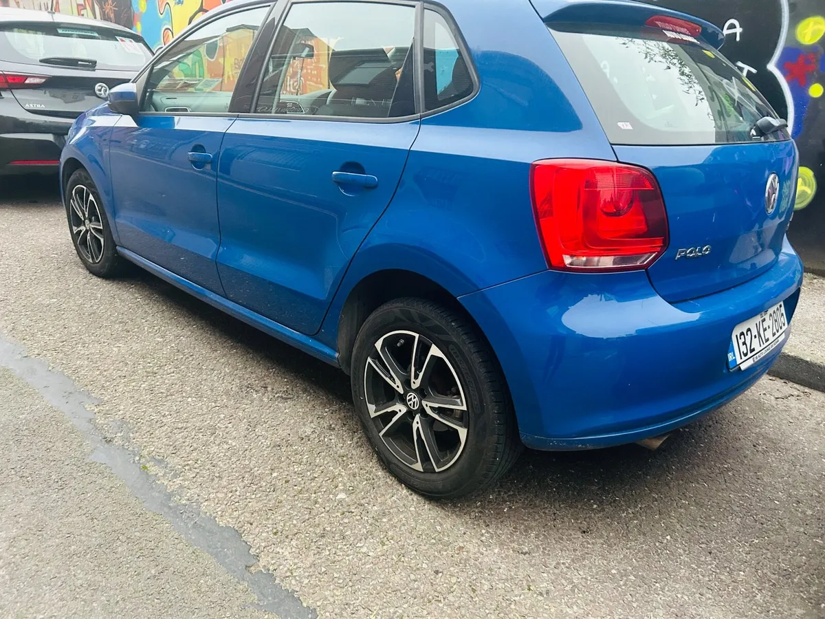 Volkswagen Polo 2013 - Image 2