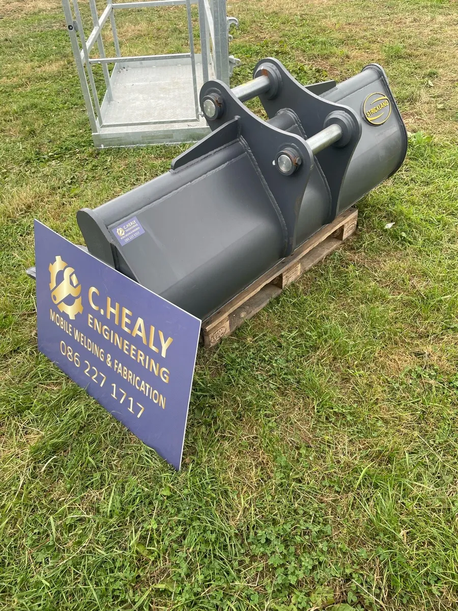 Strickland Buckets - Image 4