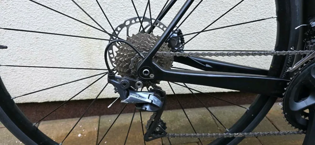 Carbon Road Bike – Ultegra 8000 - Image 3