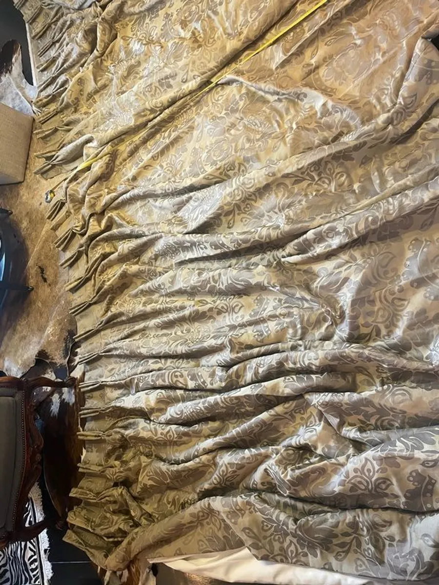 luxurious high end silk curtains - Image 1