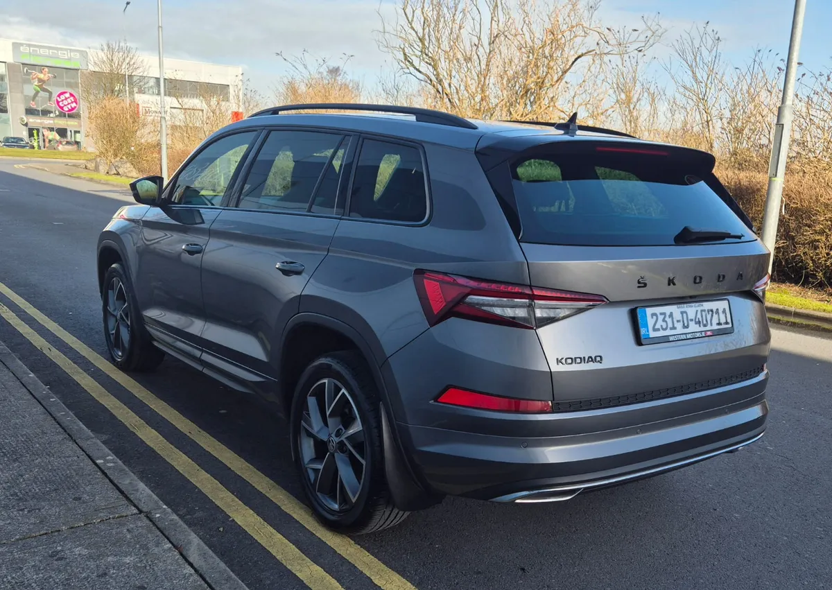 23 SKODA KODIAQ SPORTLINE EDITION DSG 7 SEATER - Image 3