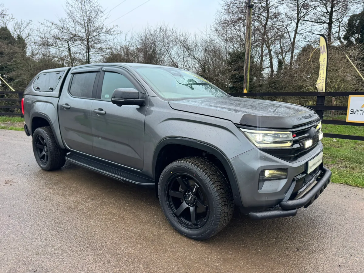232 Volkswagen Amarok Black Ed BEAUTY***** - Image 2
