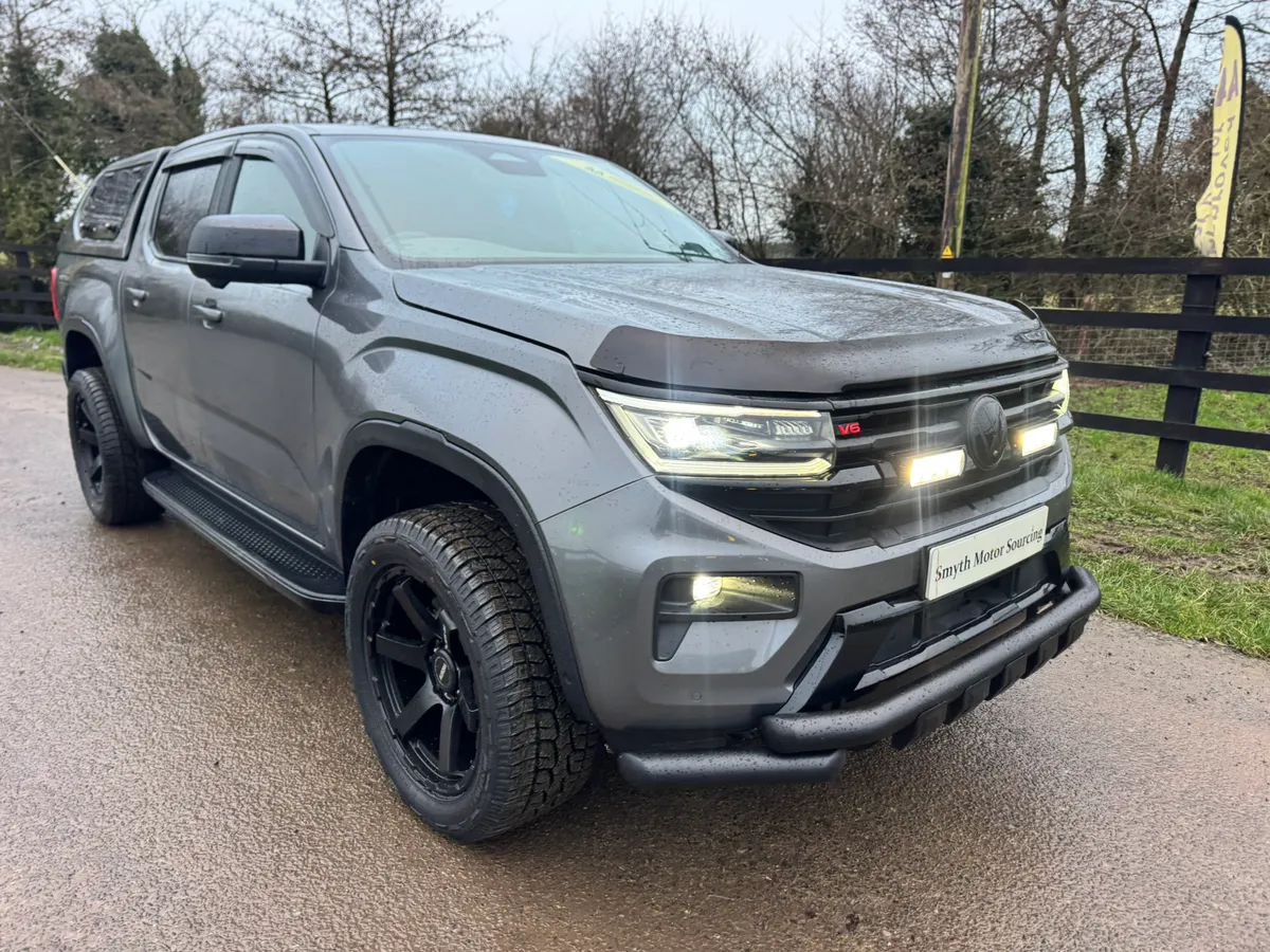 232 Volkswagen Amarok Black Ed BEAUTY***** - Image 3
