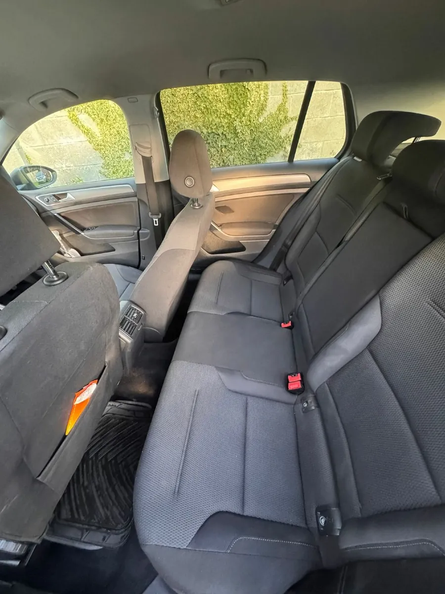 Volkswagen Golf 2015 - Image 2