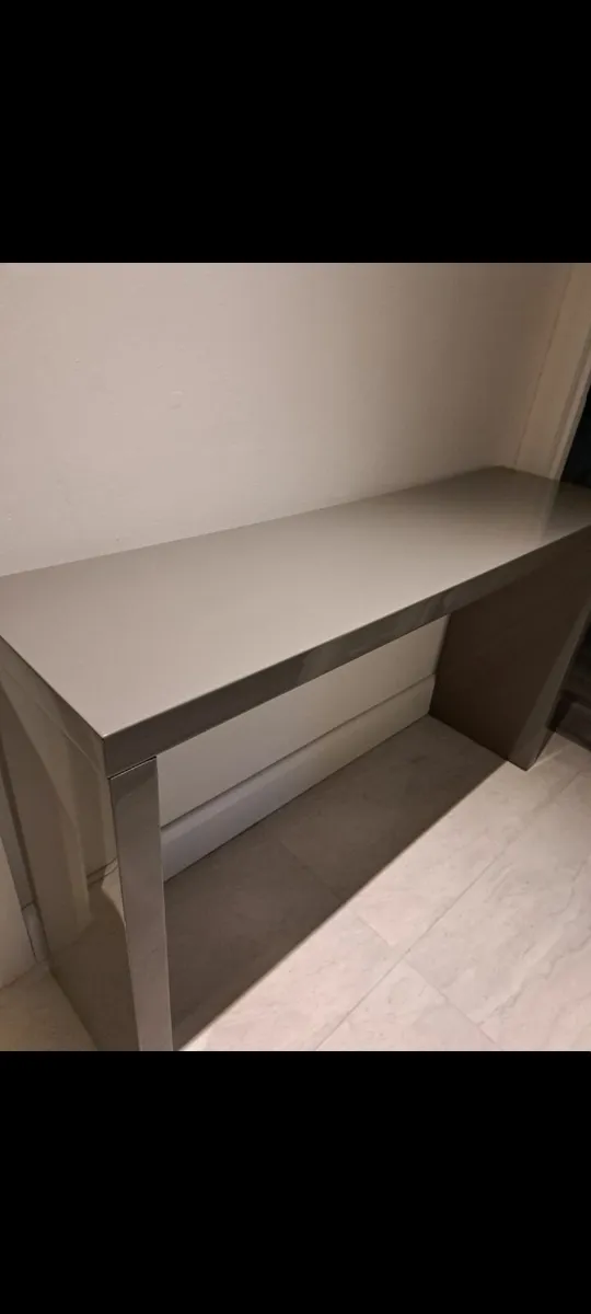 Console table in grey gloss - Image 2