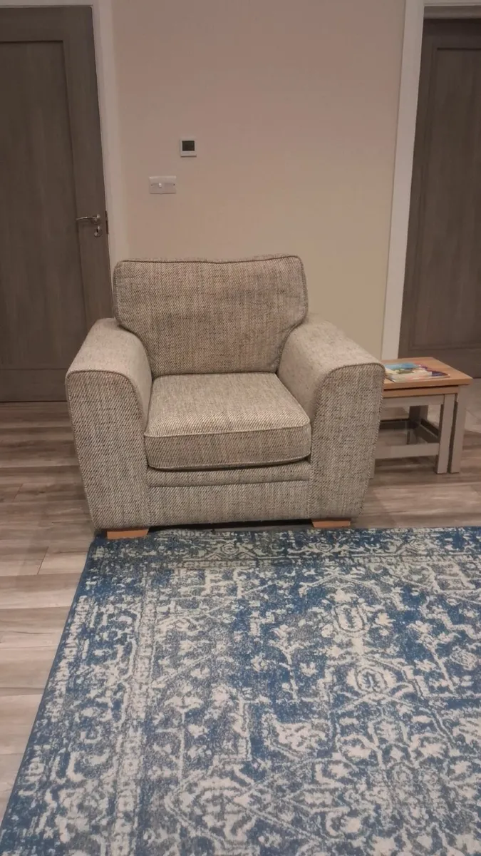 Couch and chair - Image 2