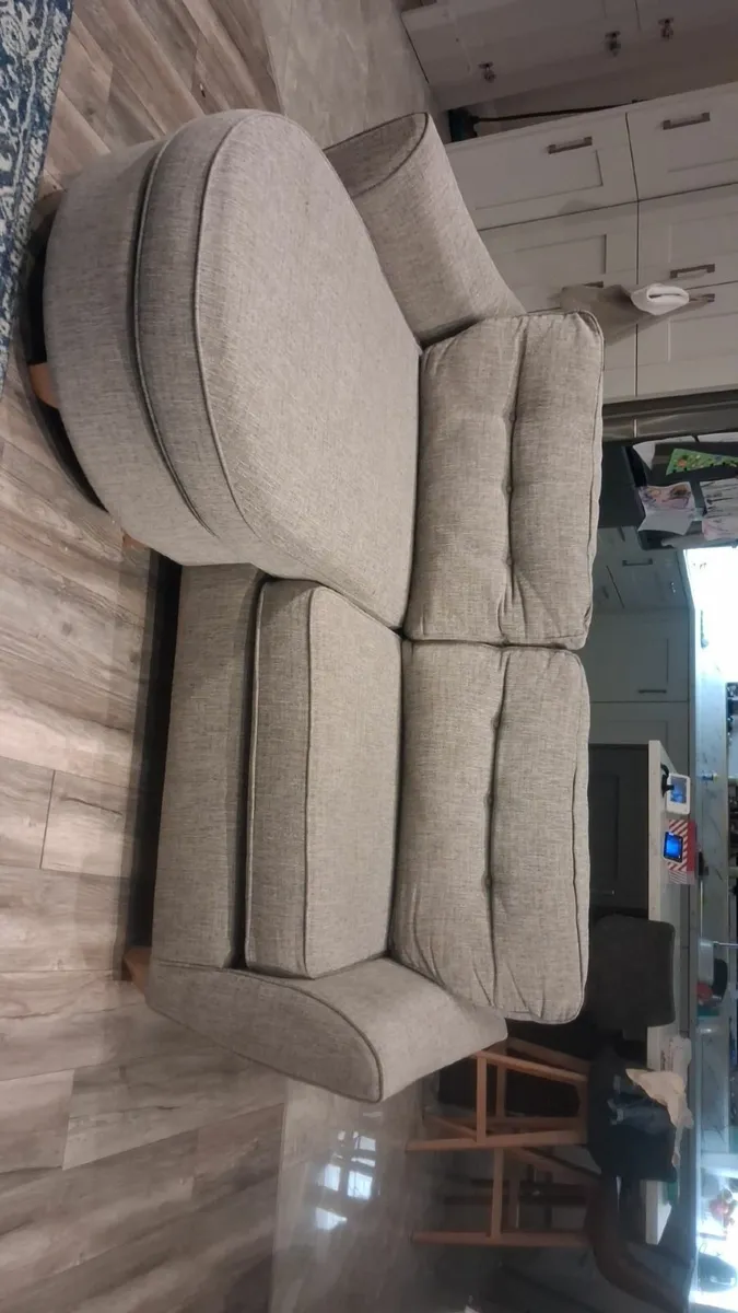 Couch and chair - Image 3