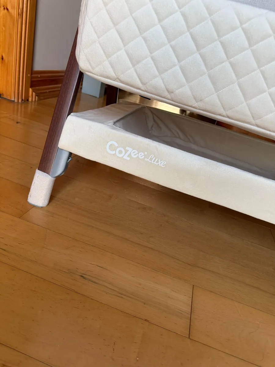 Tutti Bambini Cozee Luxe Bedside Crib - Image 3