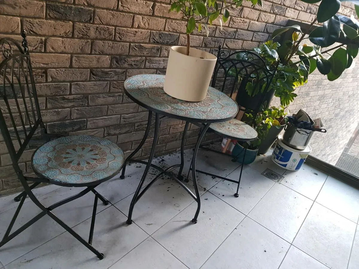 Bistro set - Image 1