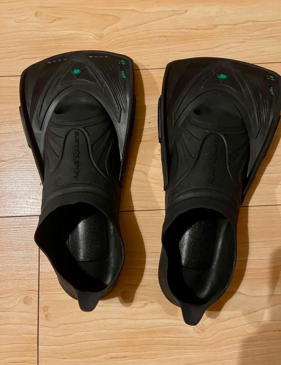 Swimming fins - Image 1