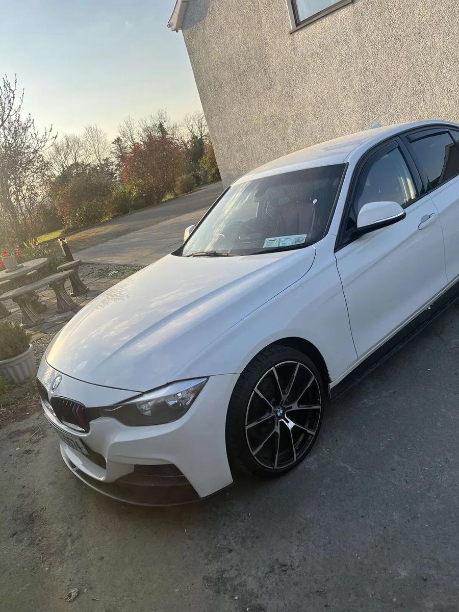 BMW F30 320d - Image 4
