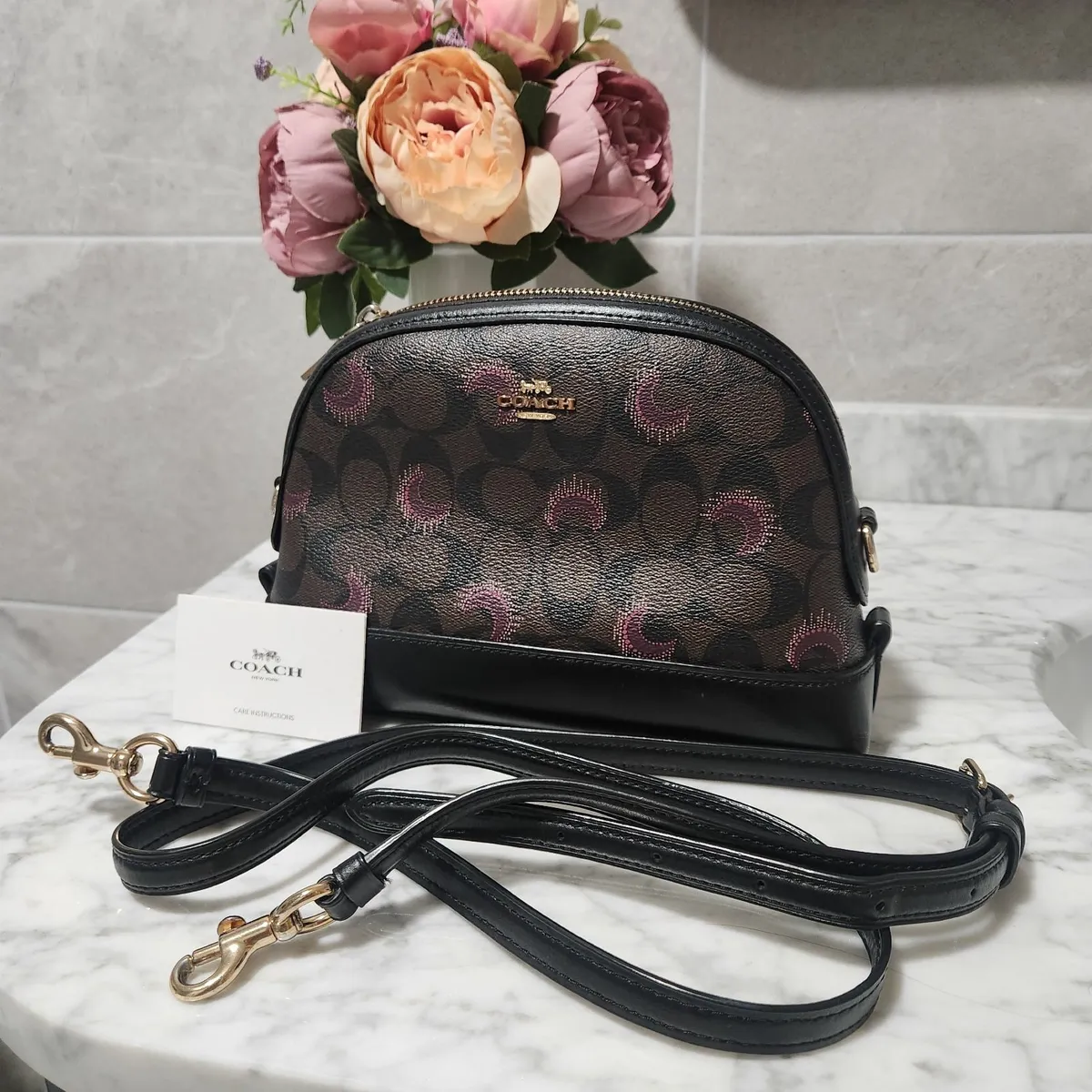 Coach crossbody bag - Image 1