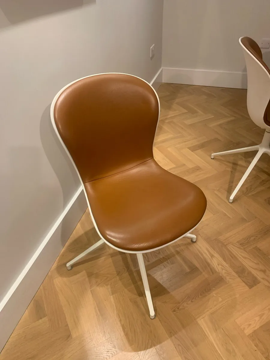 Bo Concept kitchen table and chairs - Image 3