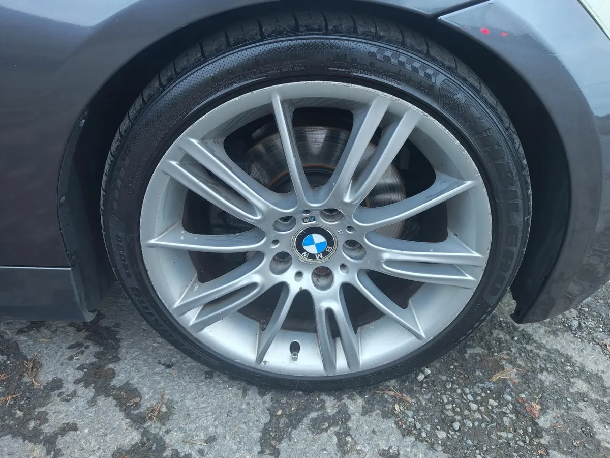 BMW 3-Series Touring - Image 4