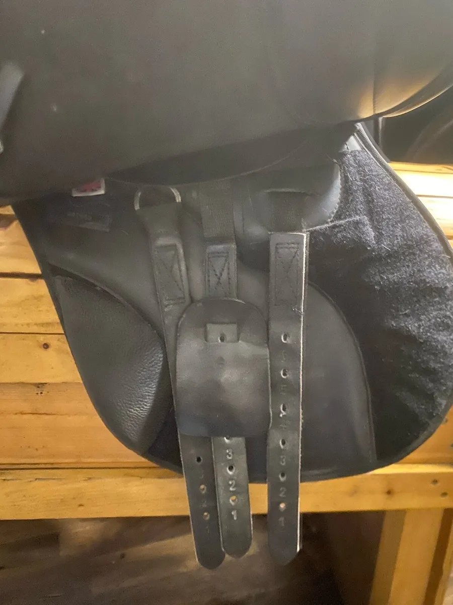 17” Thorowgood T4 adjustable saddle - Image 3