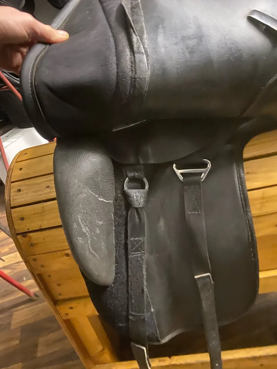 17.5 Thorowgood dressage adjustable - Image 2