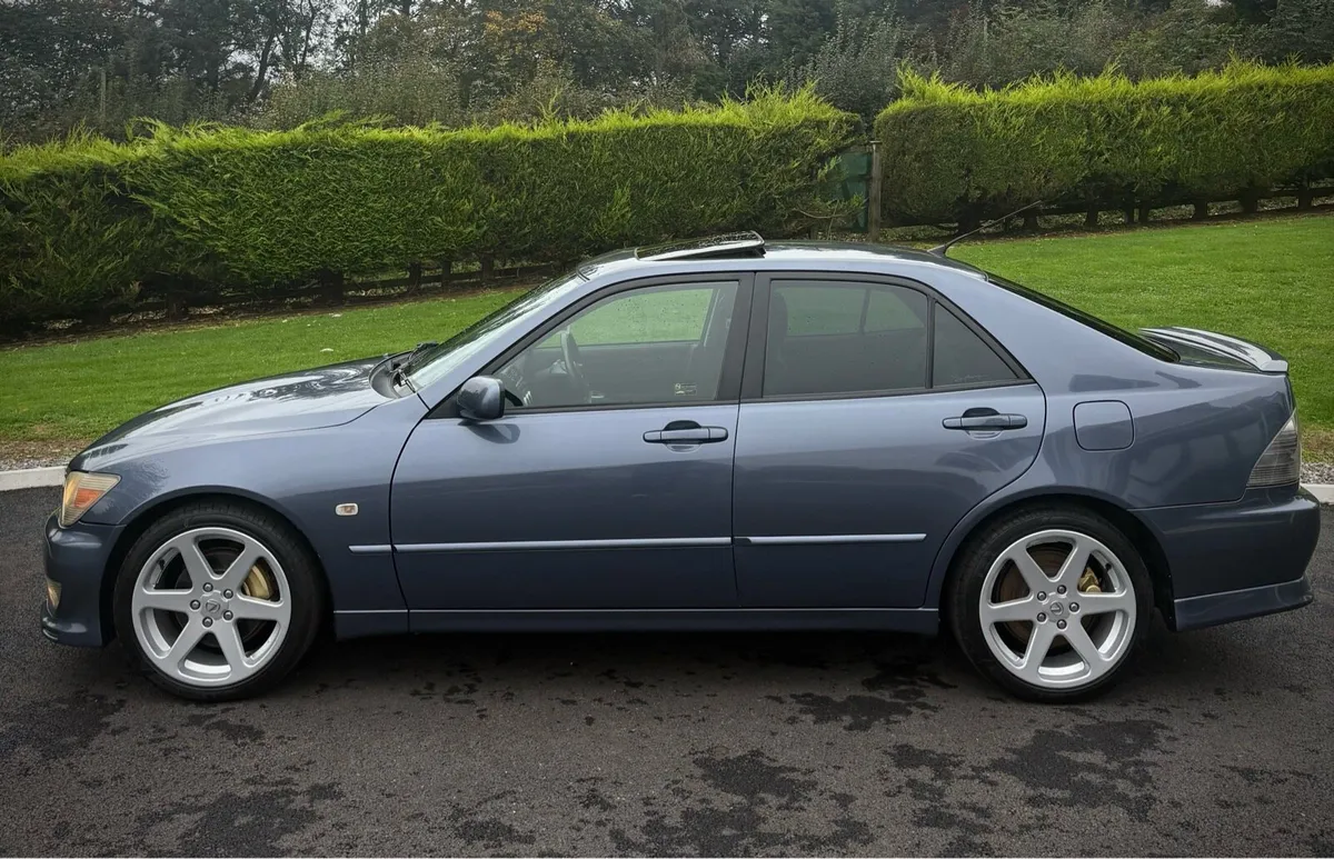 2004 moonstone Lexus is200 TTE sport (54000mile) - Image 4