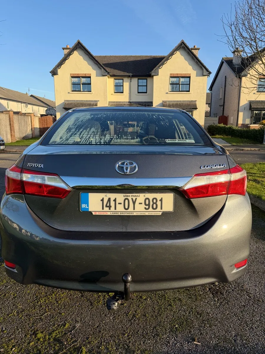 Toyota Corolla Saloon 1.4 Diesel Gray - Image 3