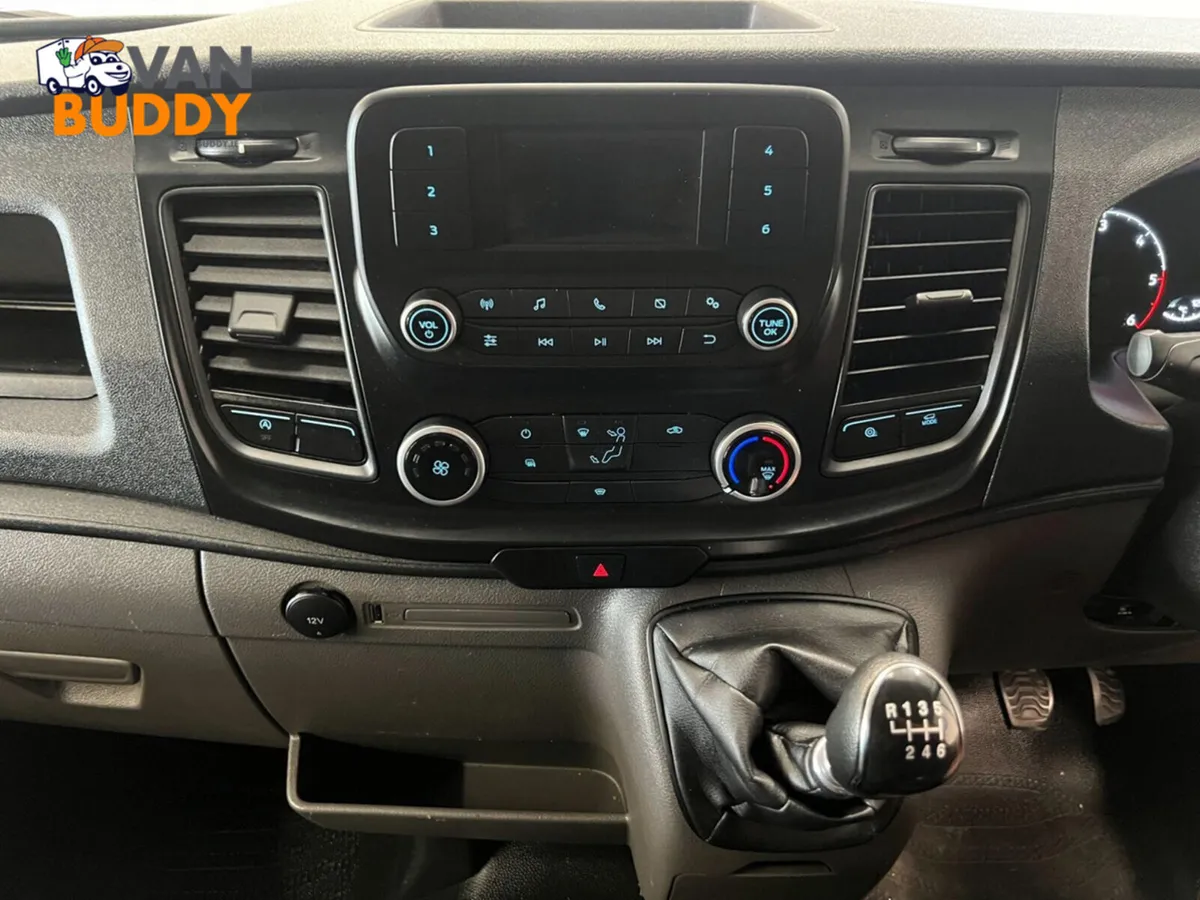 2023 Ford Transit Luton Box Van - Image 3