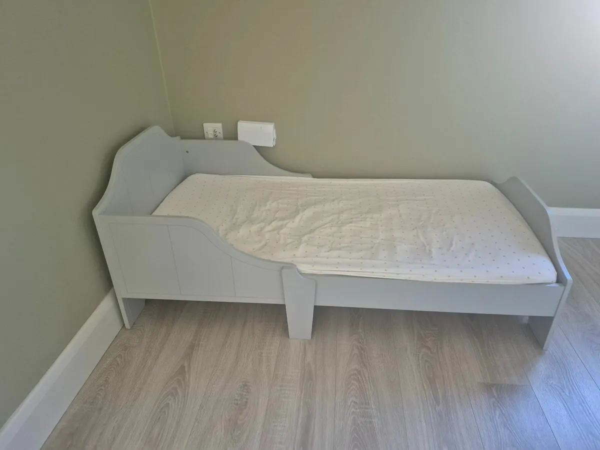 Grey toddler bed