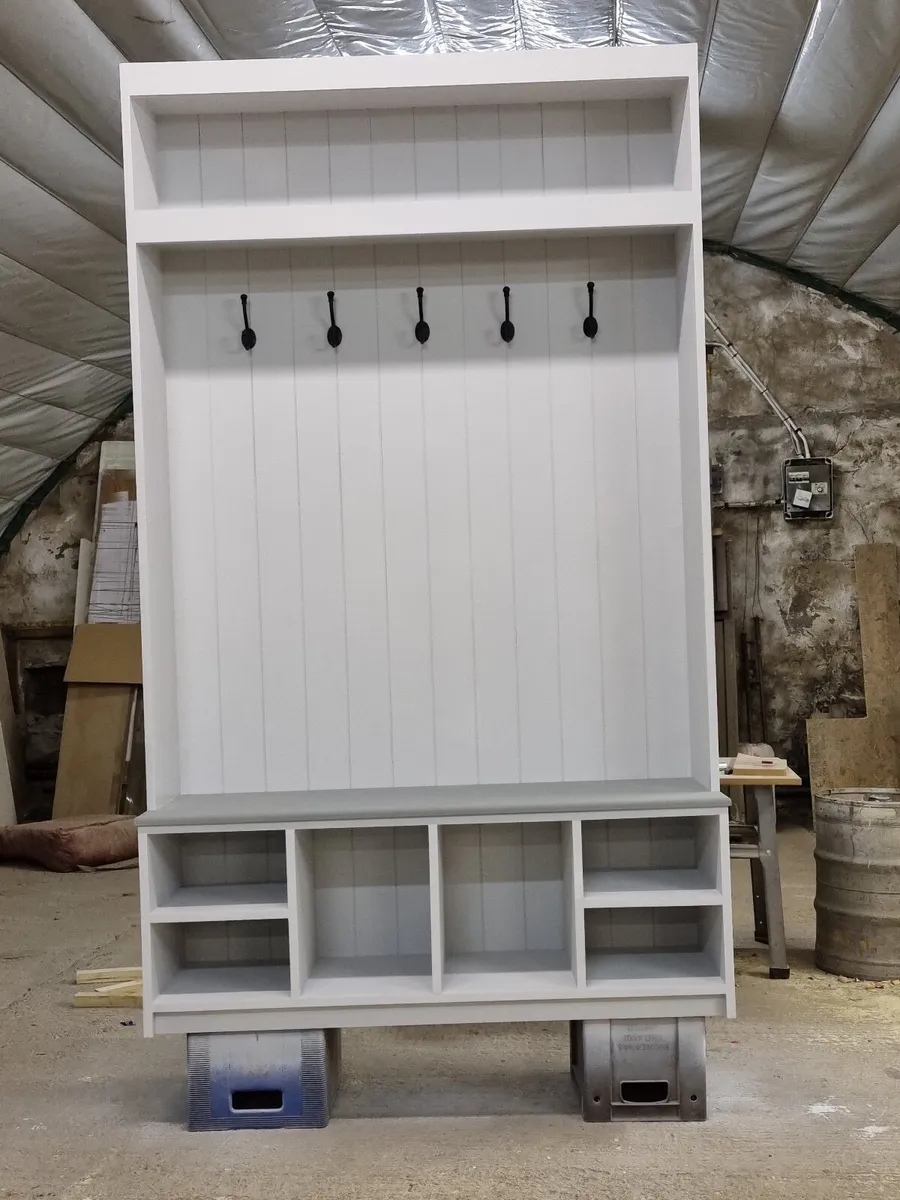 Coat/ storage - Image 2