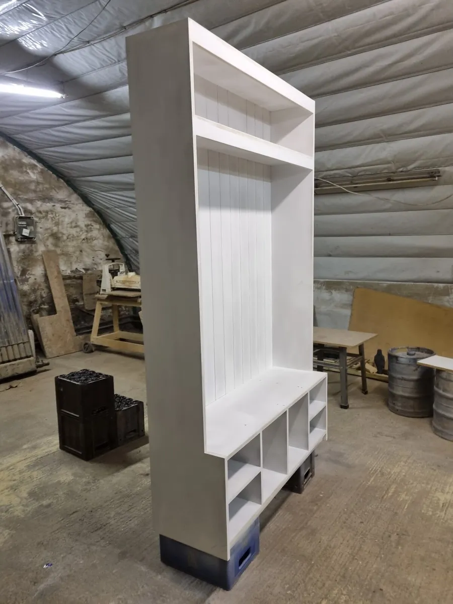 Coat/ storage - Image 3