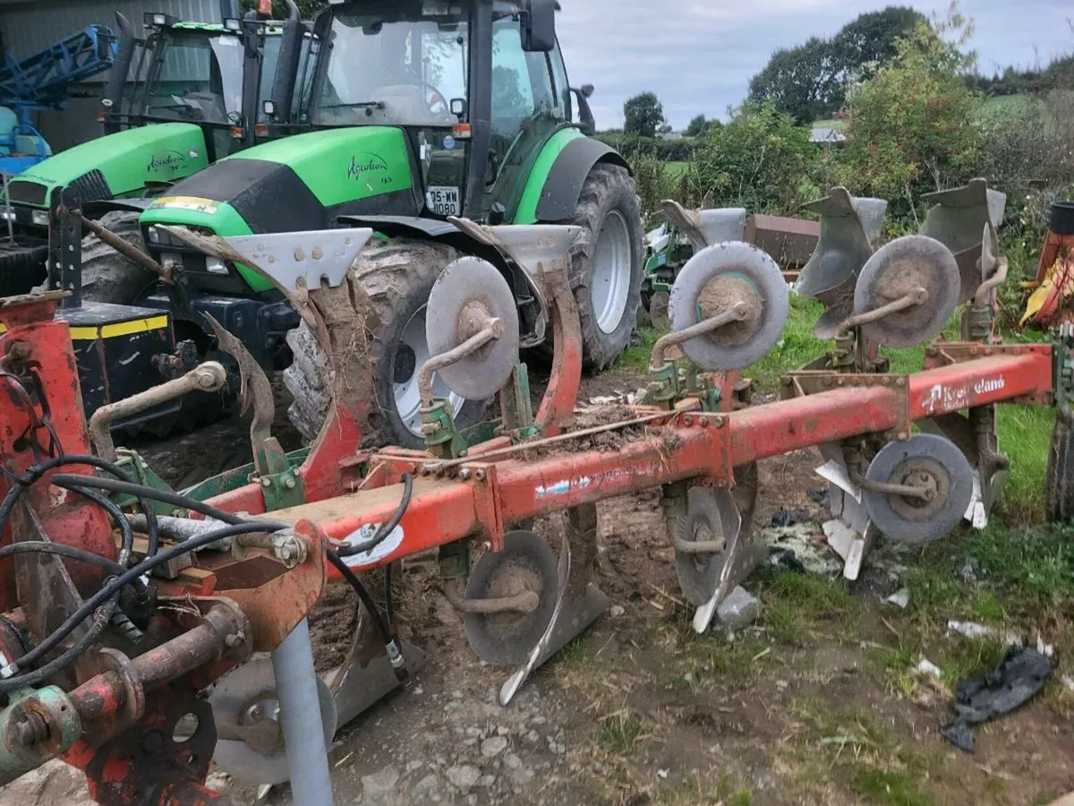 Kverneland plough - Image 2
