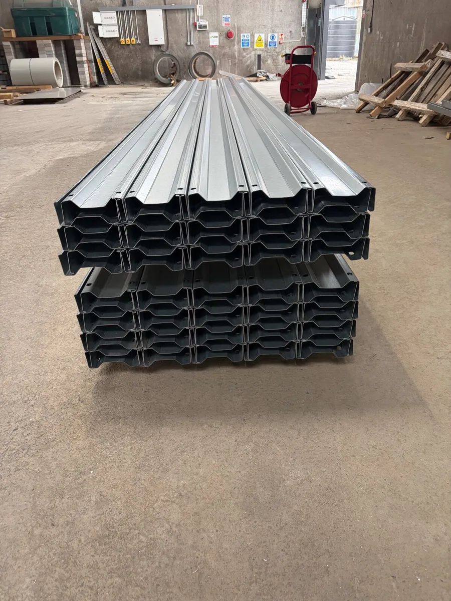 Galvanised purlins - Image 4