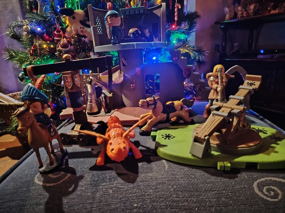 Mike The Knight Glendragon Castle and Characters - Image 4