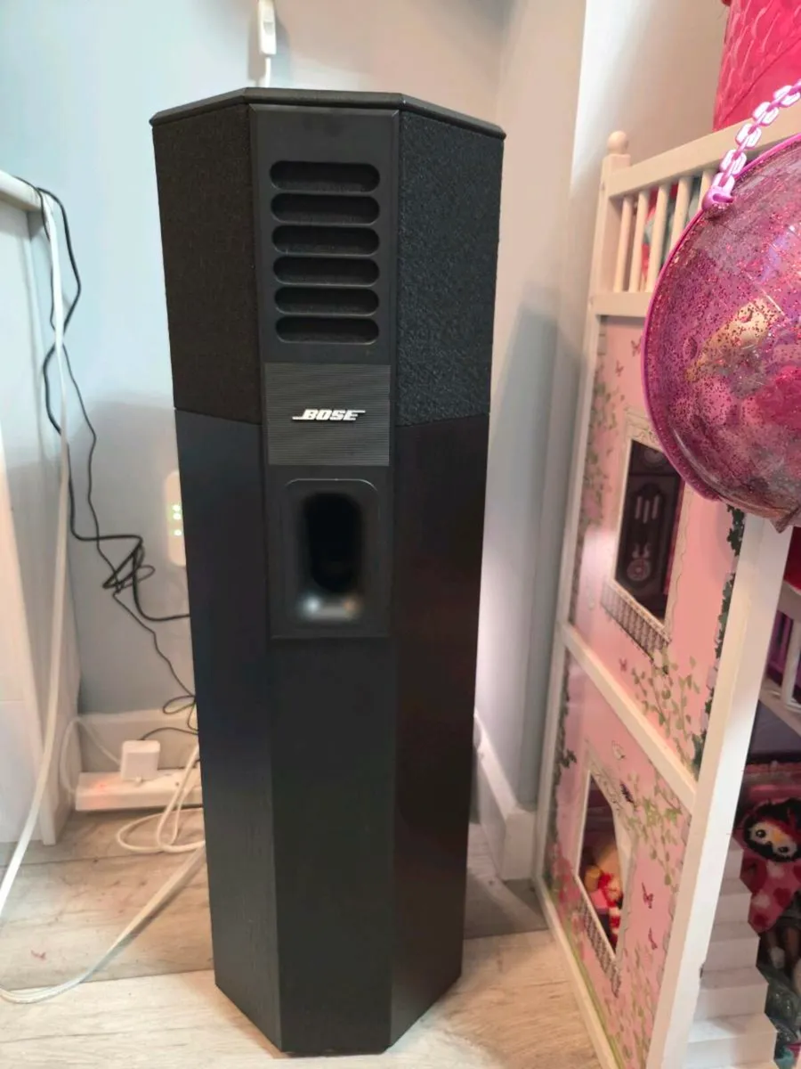 Bose 701 speakers - Image 1