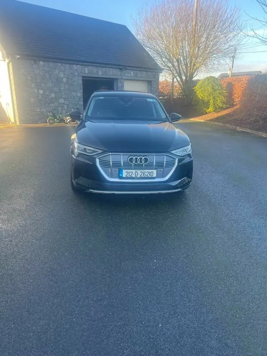 Audi e-tron 2021 - Image 1