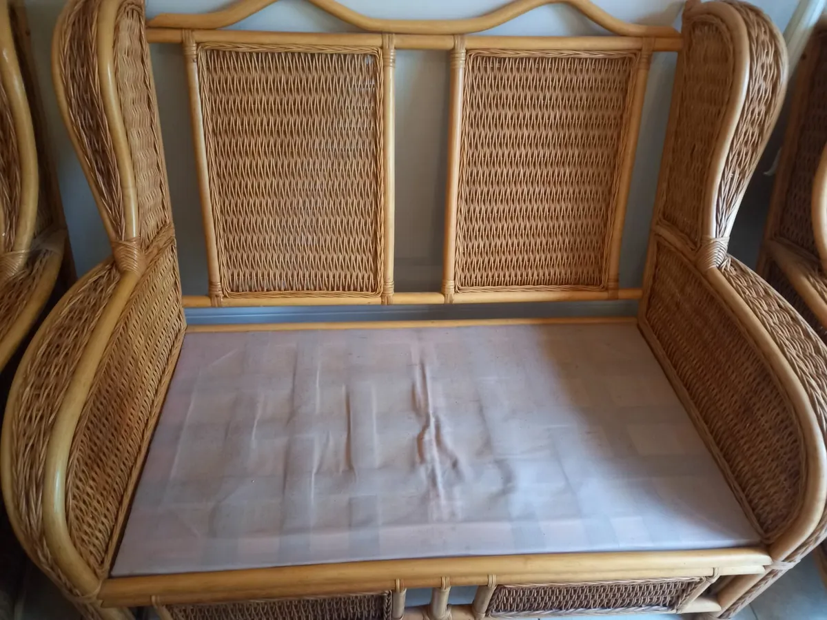 Wicker furniture - Image 2
