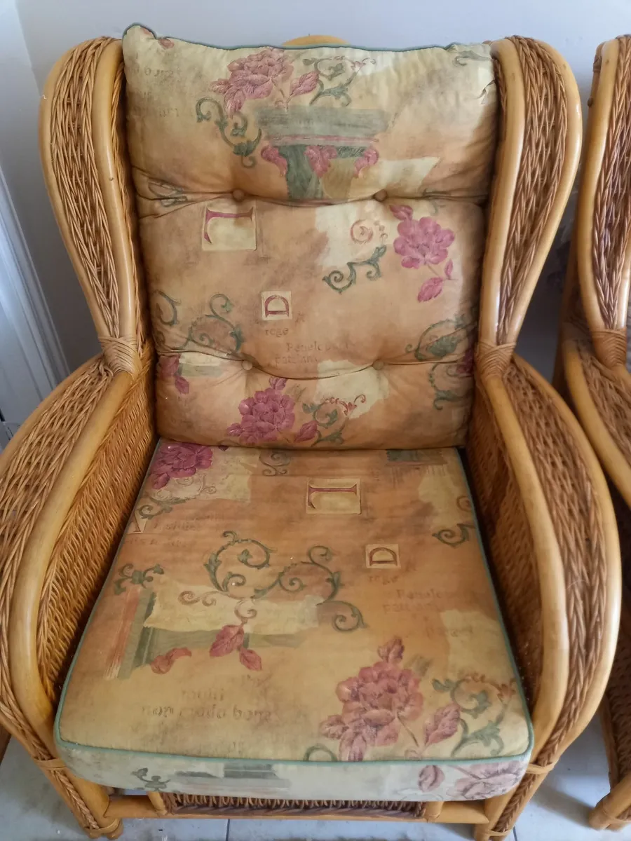 Wicker furniture - Image 3