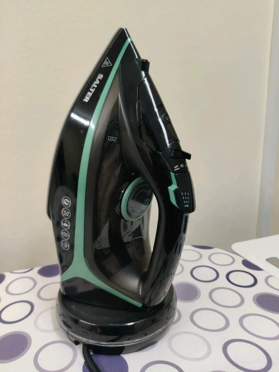 2 in 1 cordless household Iron - Image 1