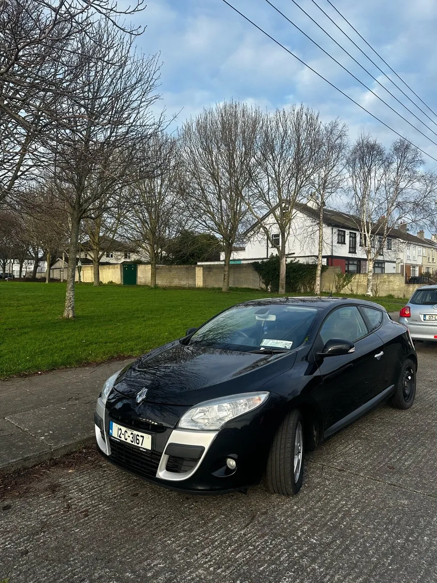 Renault Megane 2012 - Image 1