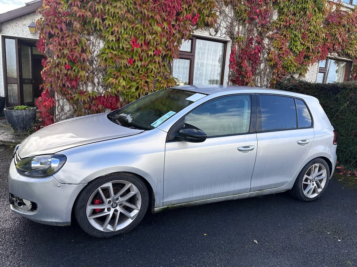 VW GOLF 2010 - Image 2