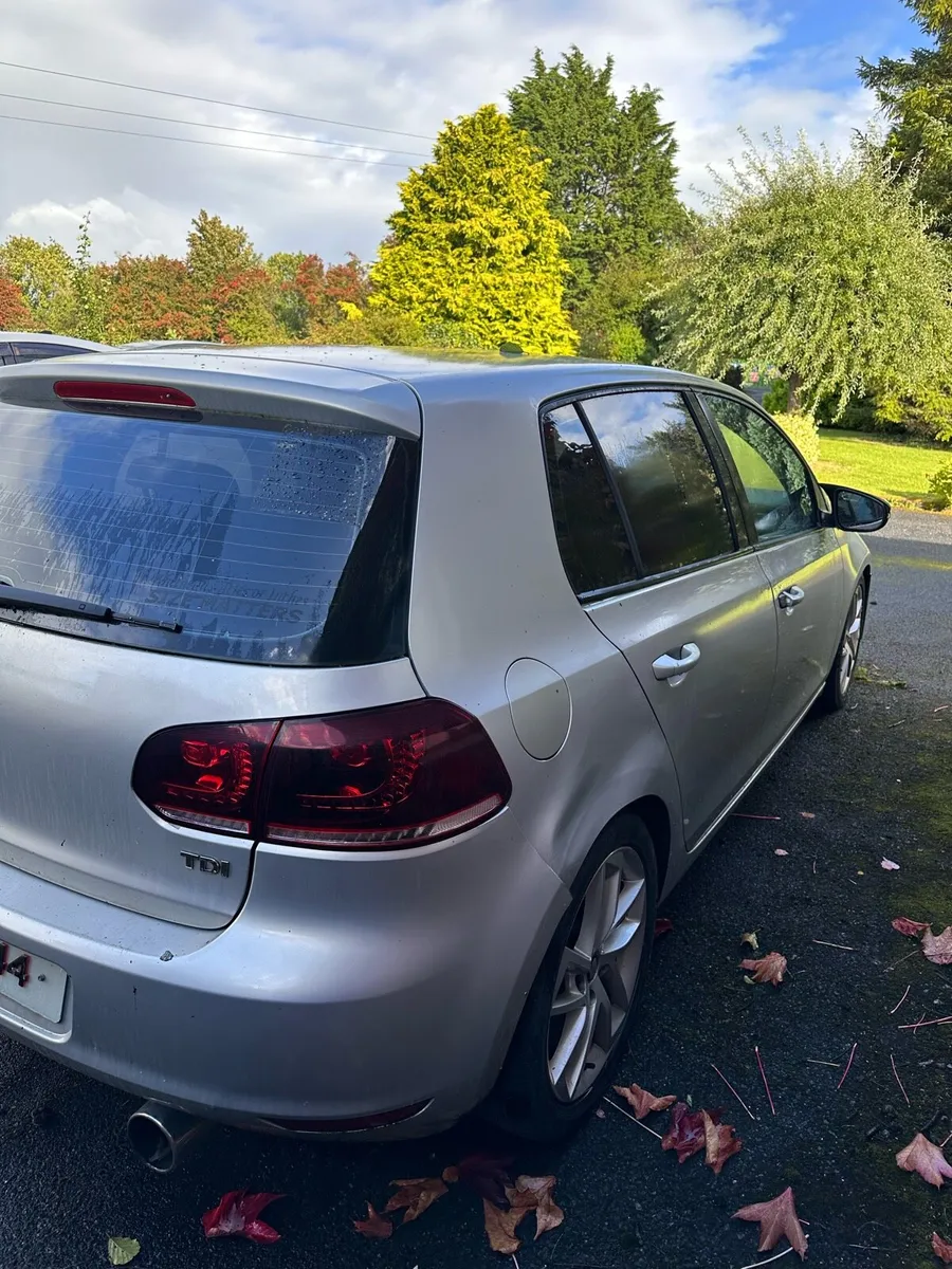 VW GOLF 2010 - Image 4