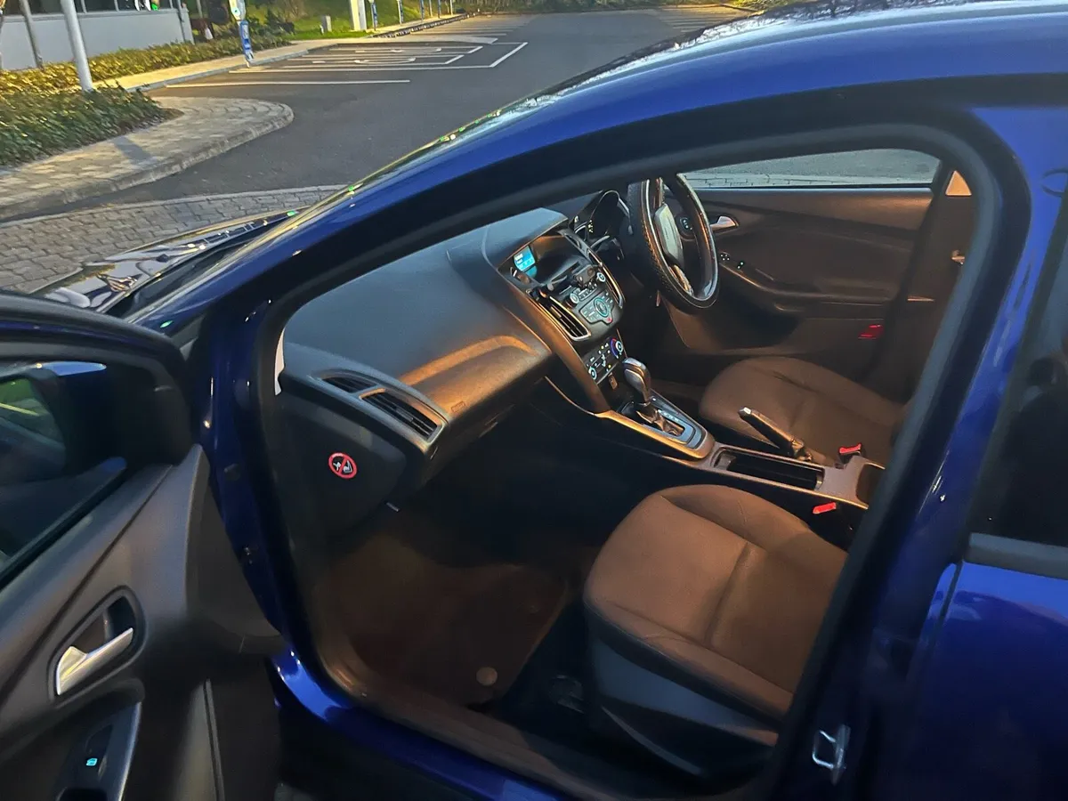 Ford Focus - Image 4