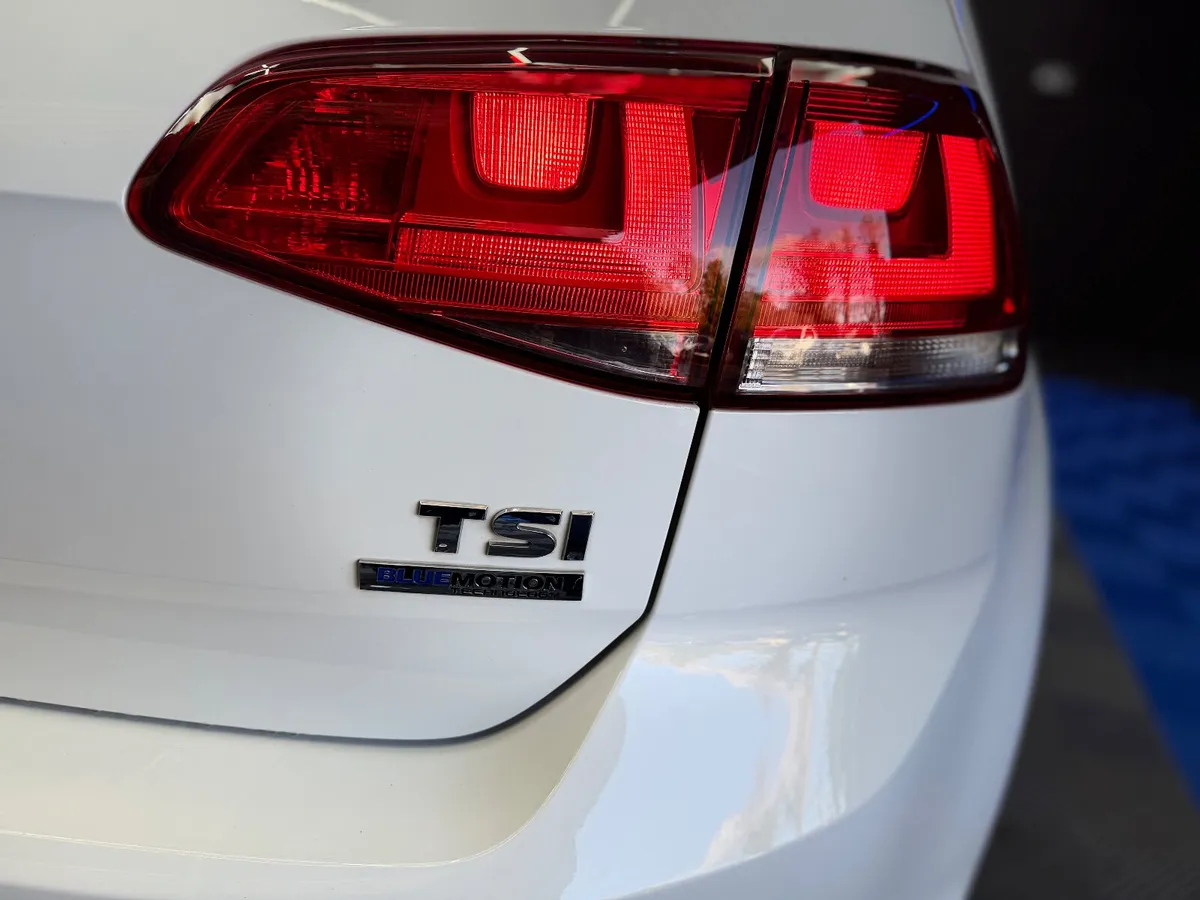 Vw Golf 2014  1.2 Automatic,LOW KM,LIKE NEW - Image 4