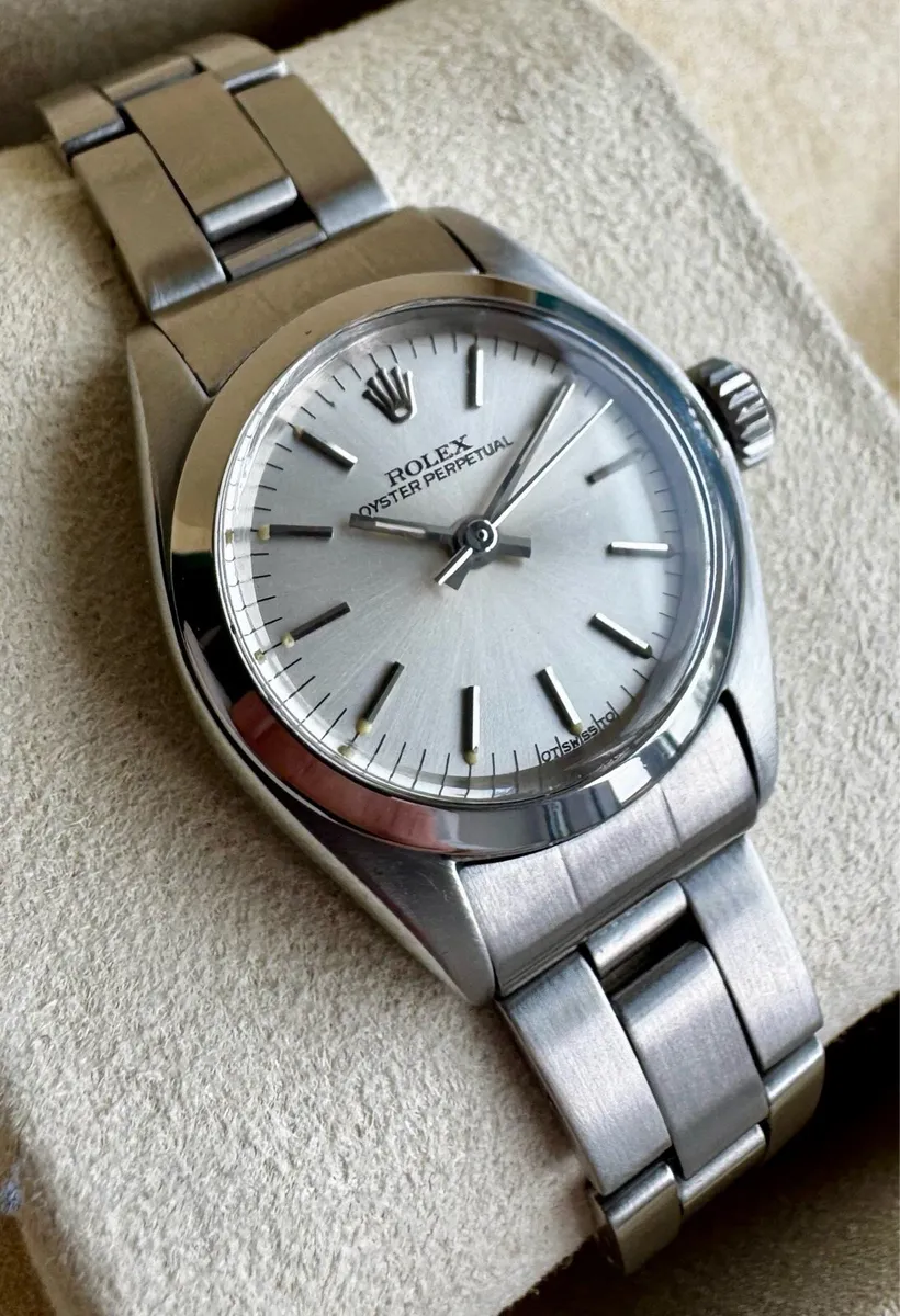 Rolex Oyster Perpetual 26mm - Image 2