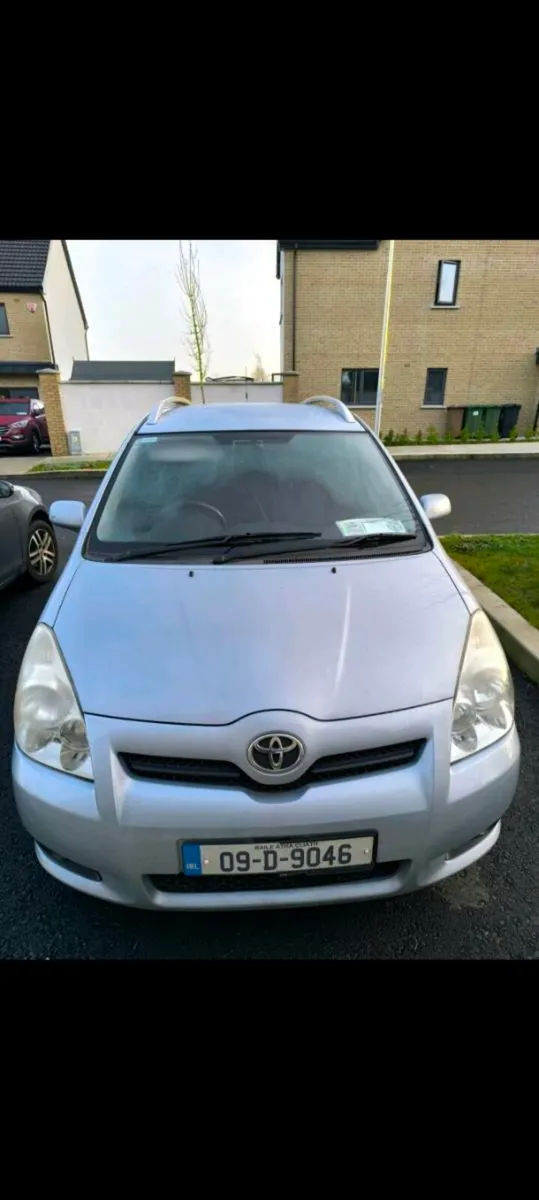 Toyota Corolla Verso new NCT till February 2027 - Image 2