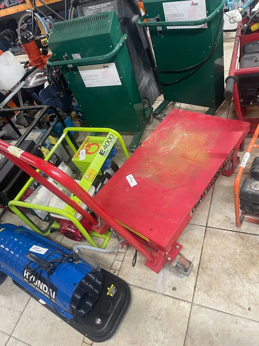 Lift table - Image 1