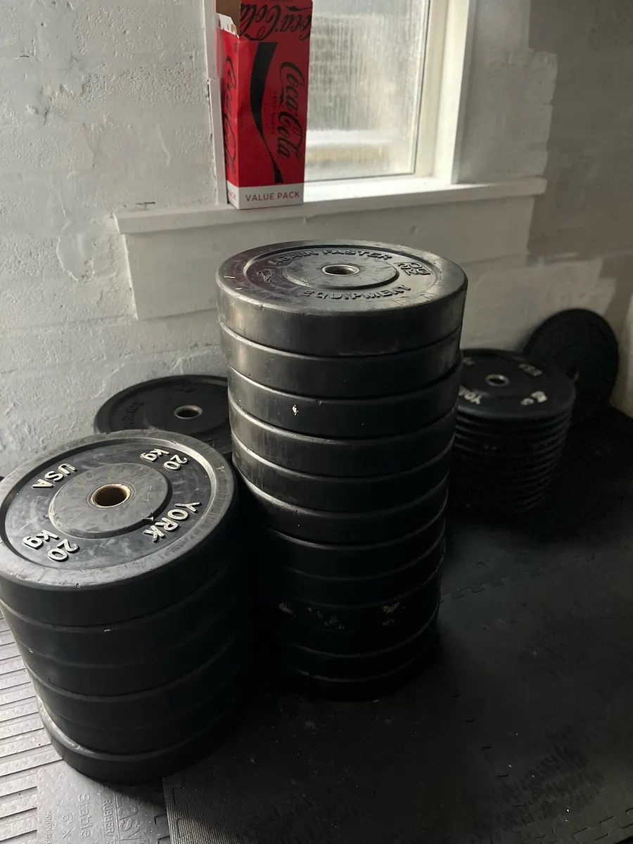 Olympic rubber bumper weight plates