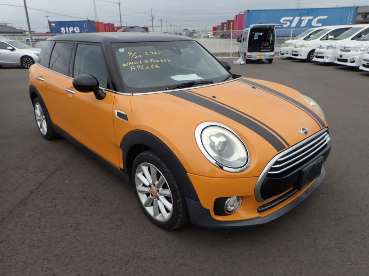2.0D COOPER 6DR ESATE AUTOMATIC // STUNNING LOOKIN