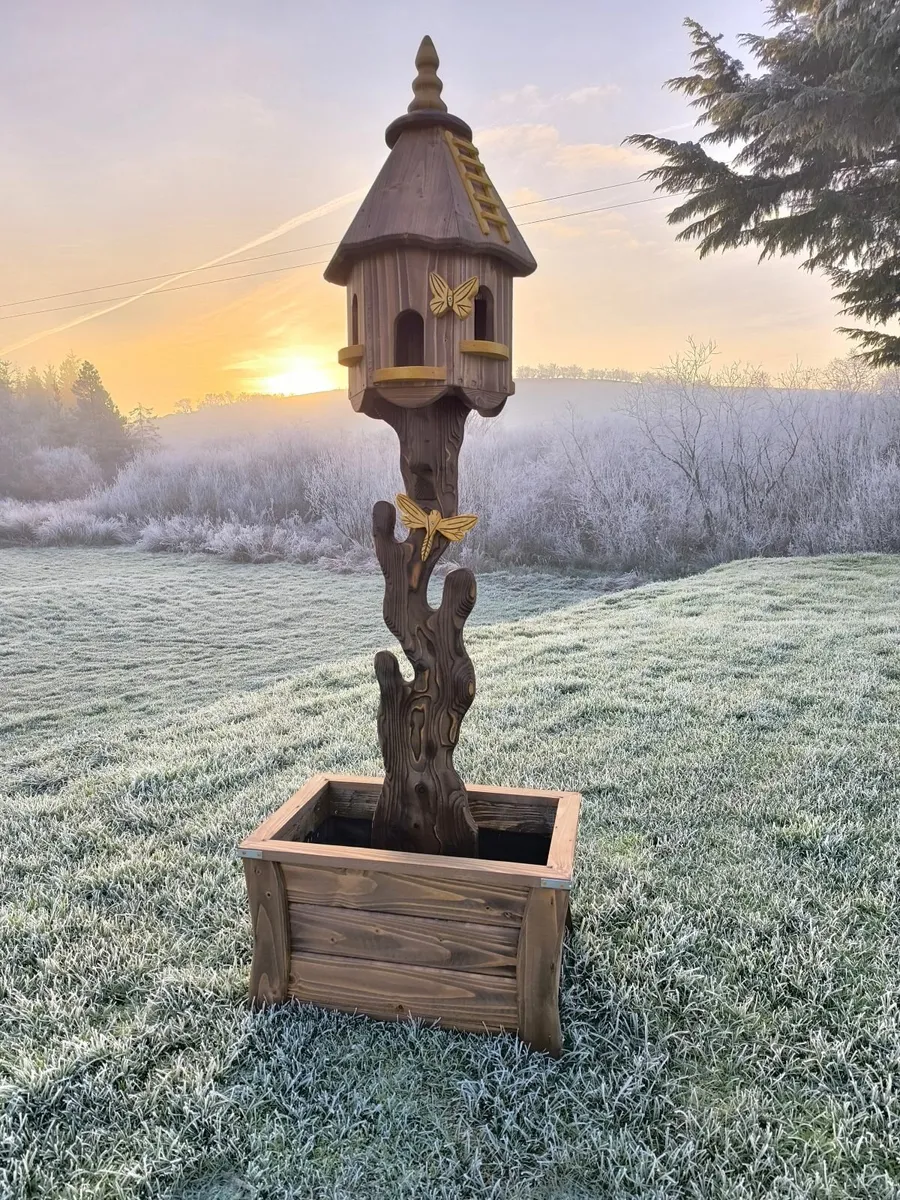 Bird feeder with planter - Image 1
