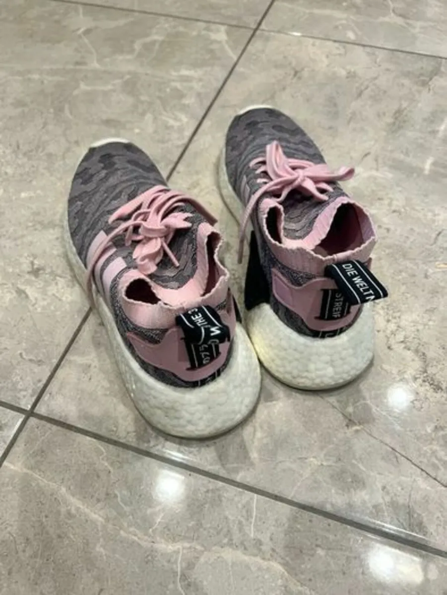 Adidas Boost Womens trainers 8uk 42eu - Image 2