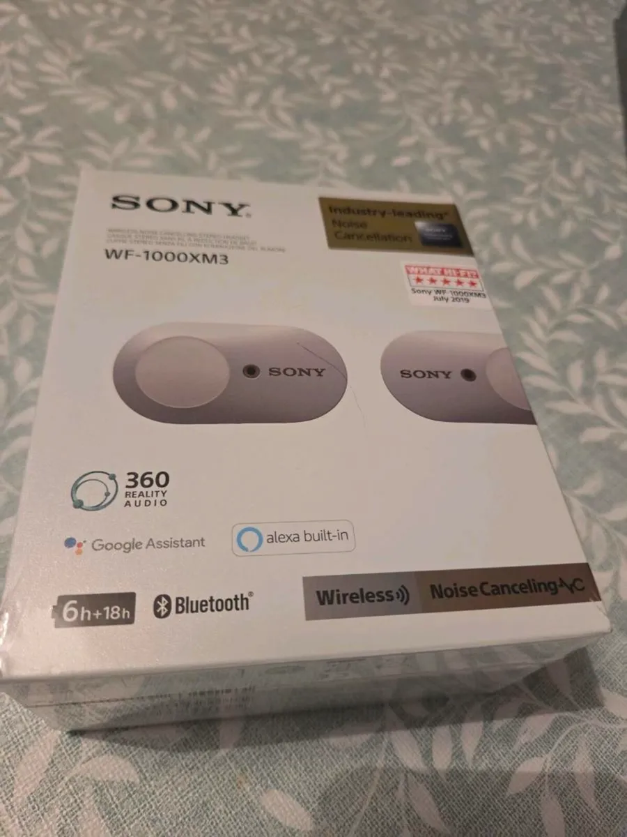 Sony earbuds WF-1000XM3 - Image 1