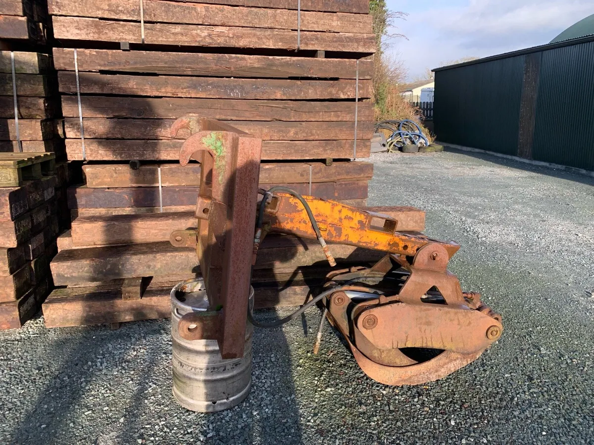 Timber Log Grab - Image 2