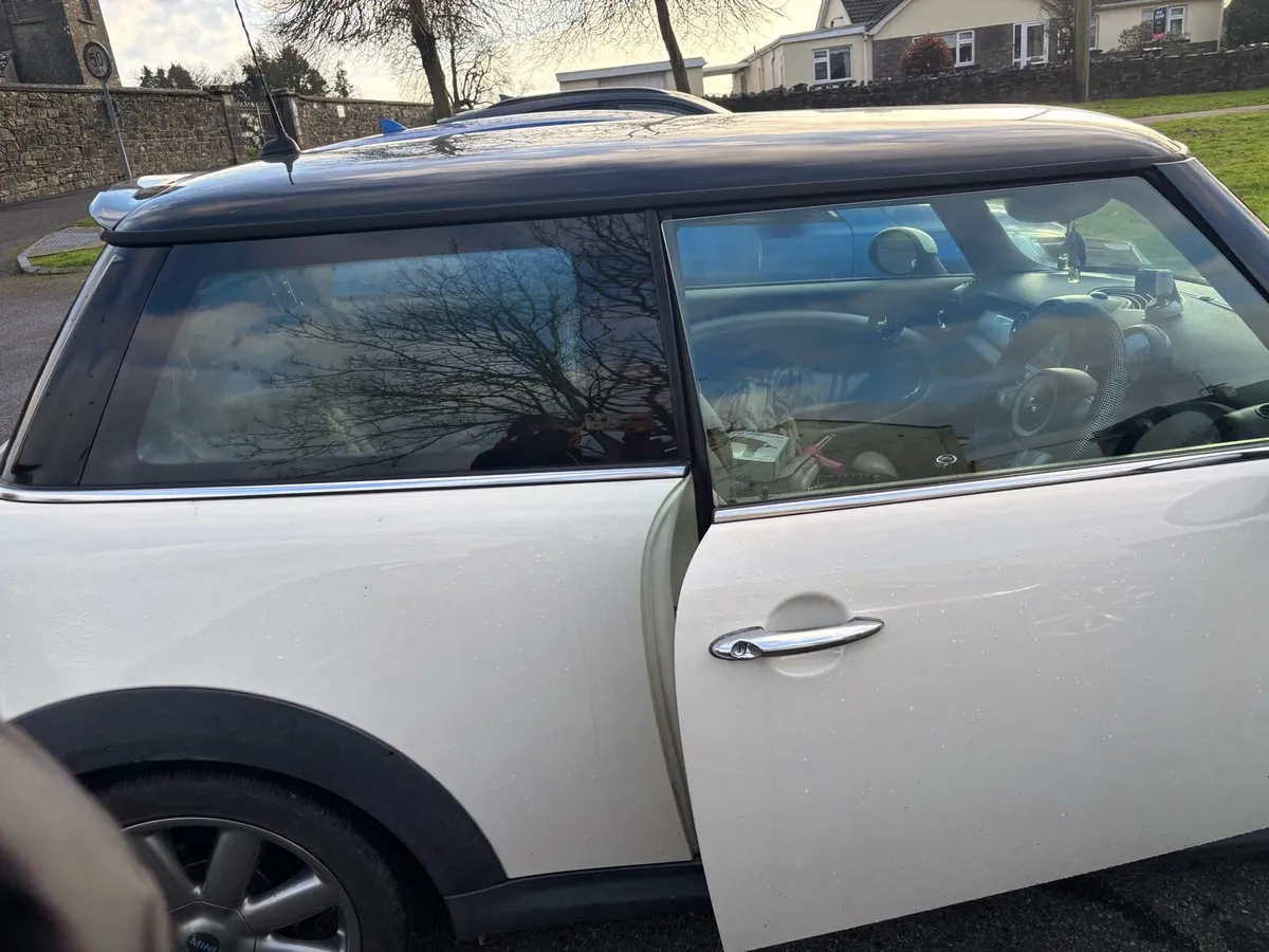 Mini Cooper - Image 4