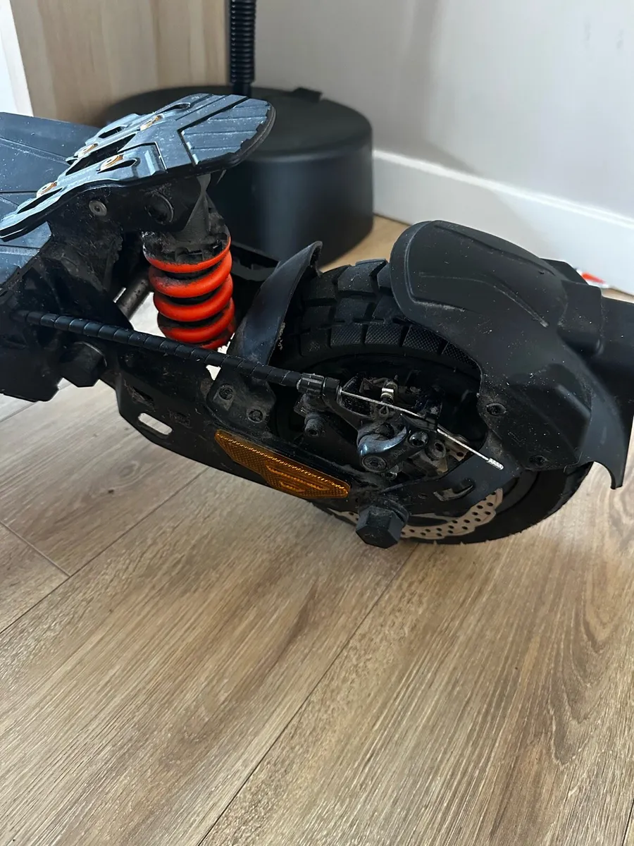 Kugoo G2 Master (Dual Motor) - Image 3